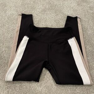 Womens Black and White Leggings